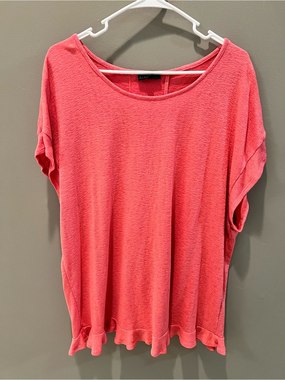 cameo Coral Pink Short Sleeve Scoop Neck Tee